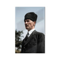 Kalpak Atatürk Profil Cam Tablo Ortam Görseli