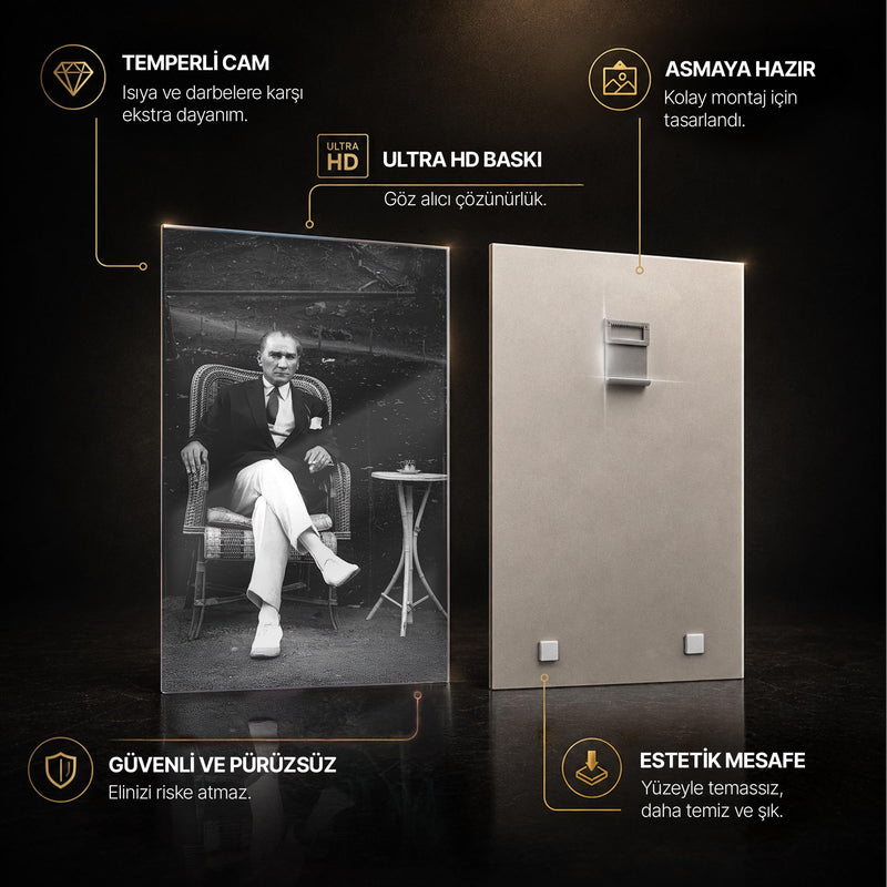 Sandalyede Atatürk Siyah Beyaz Cam Tablo Ortam Görseli