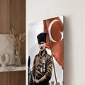 At Üstünde Atatürk Türk Bayrağı Cam Tablo Ortam Görseli