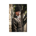 Taş Duvarda Atatürk Portre Cam Tablo Ortam Görseli