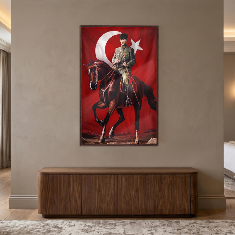 Ceviz Çerçeveli At Üstünde Atatürk Bayrak Cam Tablo