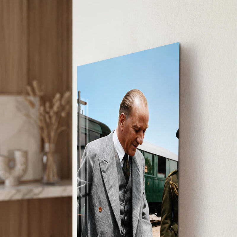 Çiçekli Atatürk Cam Tablo