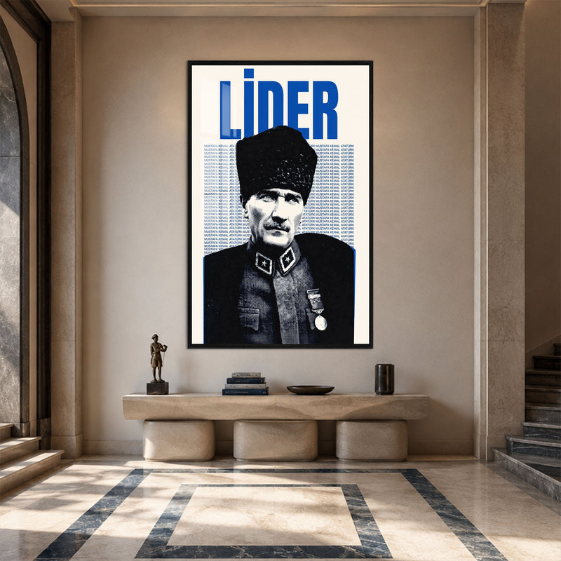 Lider Posteri Atatürk Cam Tablo – Siyah Çerçeveli