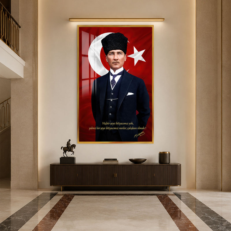 Bayraklı Sözlü Atatürk Cam Tablo – Altın Çerçeveli