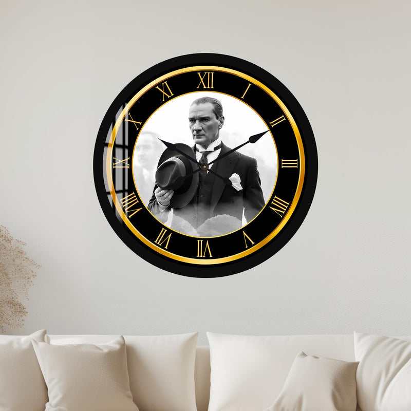 Şapkalı Atatürk Portresi Cam Duvar Saati