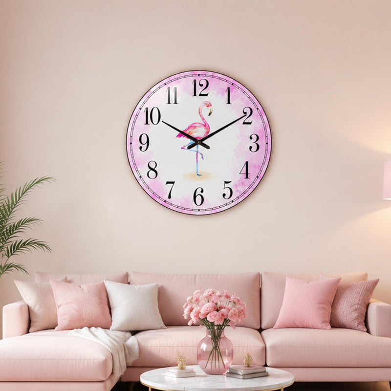 Tek Ayak Üstünde Duran Pembe Flamingo Cam Duvar Saati