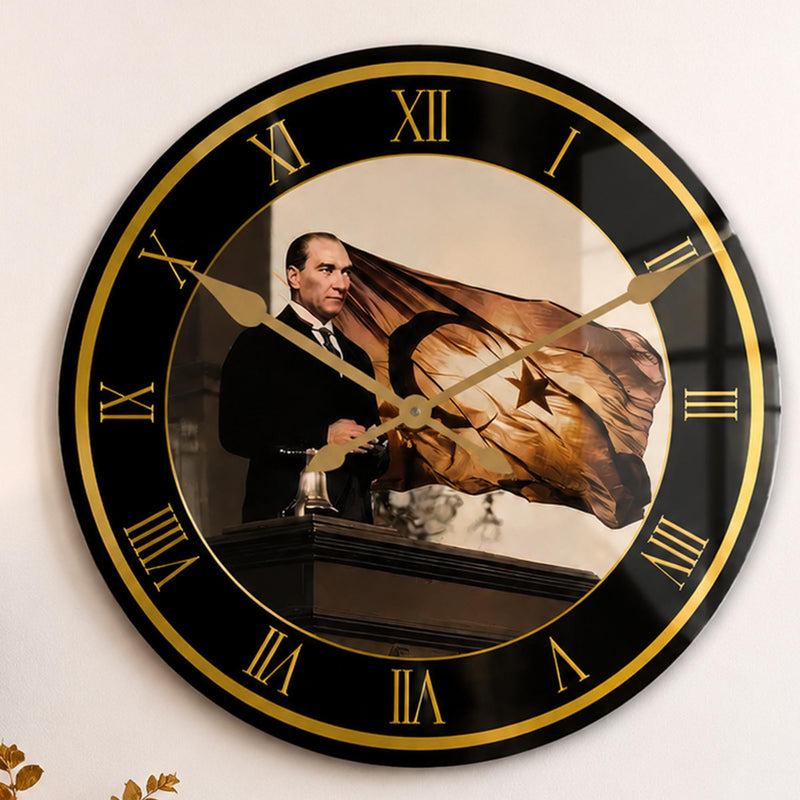 Atatürk Kürsüde Cam Duvar Saati