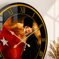 Atatürk ve Türk Bayrağı Cam Duvar Saati