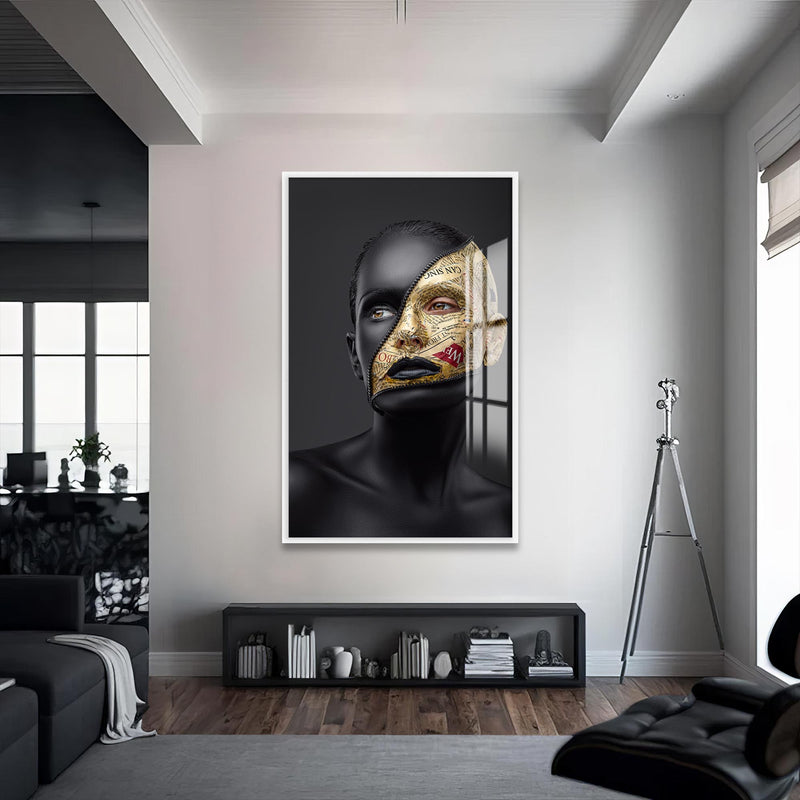 Whispering Gleam Cam Tablo – Beyaz Çerçeveli Cam Tablo