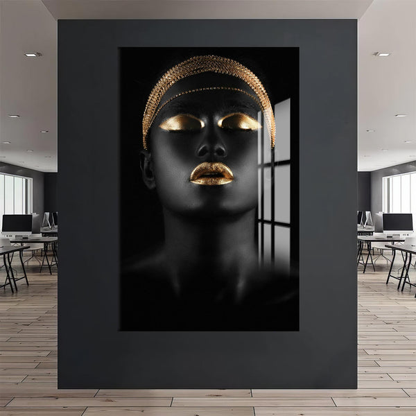 She of the Gold Cam Tablo