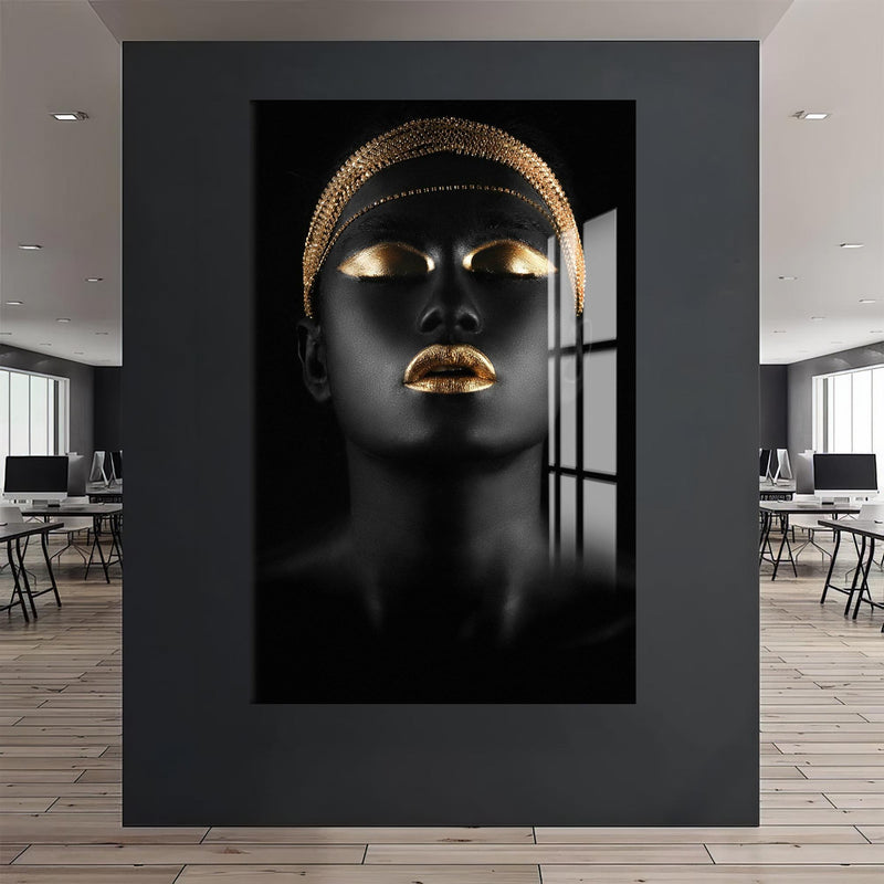 She of the Gold Cam Tablo – Cam Tablo