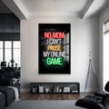 No Mom Cam Tablo – Siyah Çerçeveli Cam Tablo