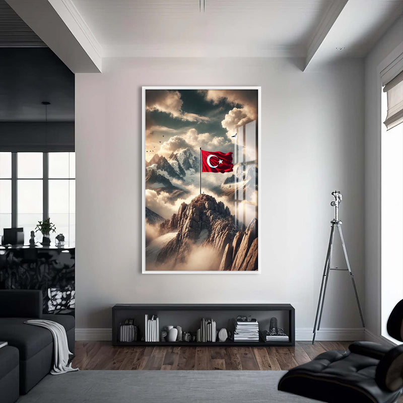 Türk Bayrağı Cam Tablo – Beyaz Çerçeveli Cam Tablo