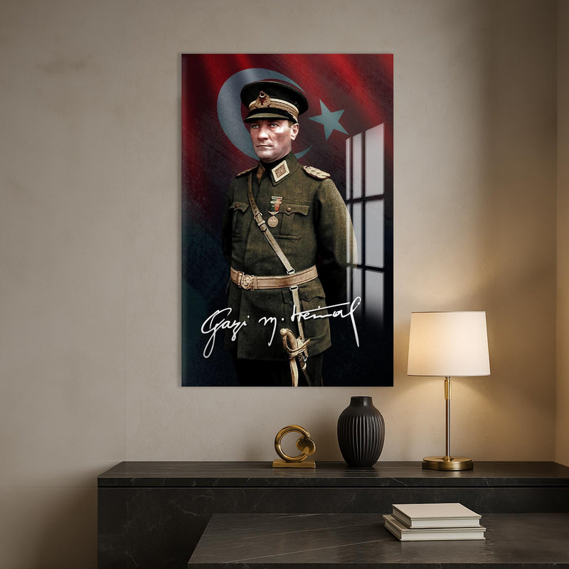 Üniformalı Atatürk Cam Tablo – Cam Tablo