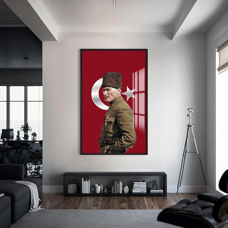 Şanlı Komutan Atatürk Cam Tablo – Siyah Çerçeveli Cam Tablo