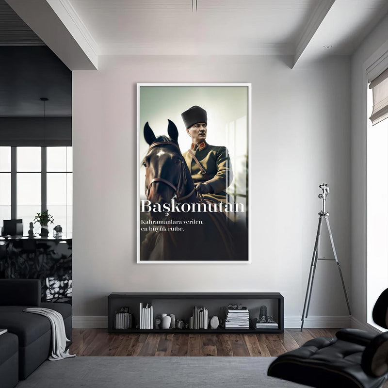Başkomutan Atatürk Cam Tablo – Beyaz Çerçeveli Cam Tablo