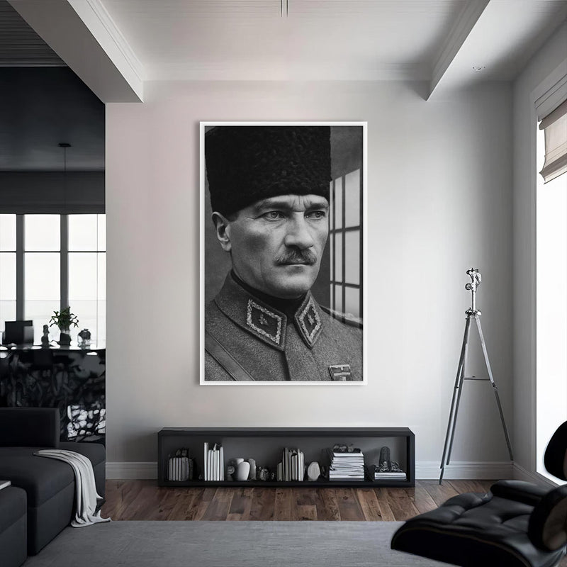 Atatürk Cam Tablo – Beyaz Çerçeveli Cam Tablo