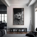 Atatürk Cam Tablo – Ceviz Çerçeveli Cam Tablo