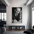 Yazı Yazarken Atatürk Cam Tablo – Siyah Çerçeveli Cam Tablo