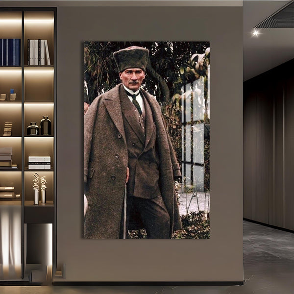 Paltolu Atatürk Cam Tablo
