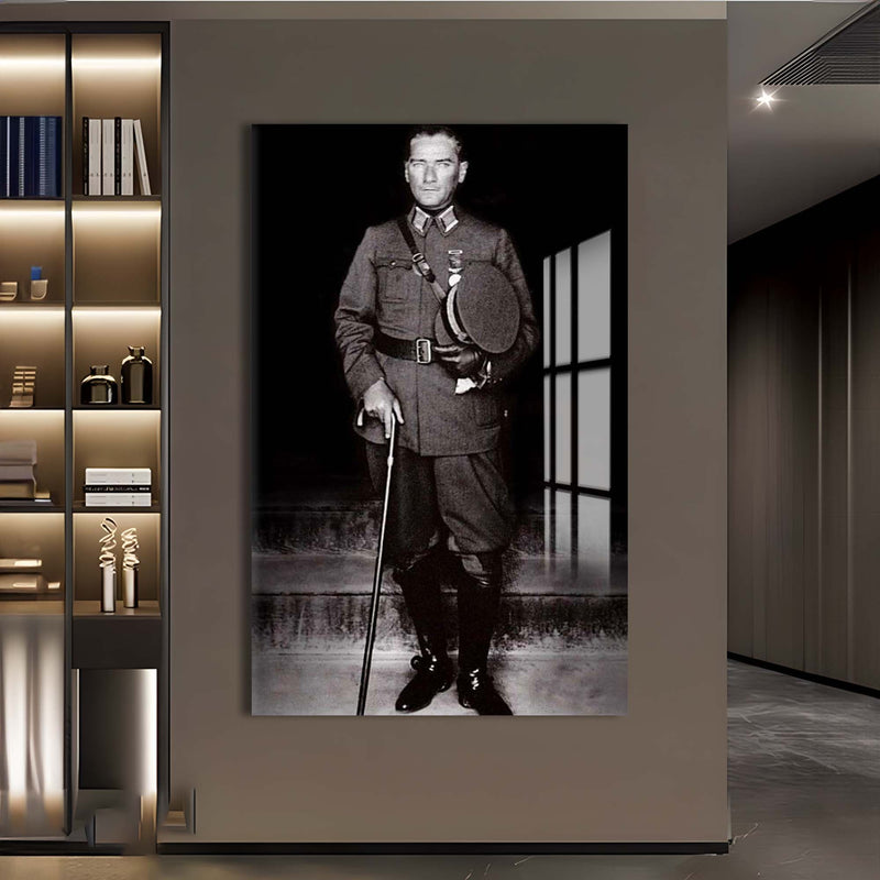 Atatürk Portresi Cam Tablo – Cam Tablo