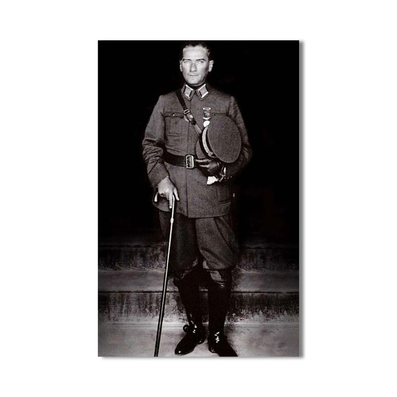 Atatürk Portresi Cam Tablo – Cam Tablo