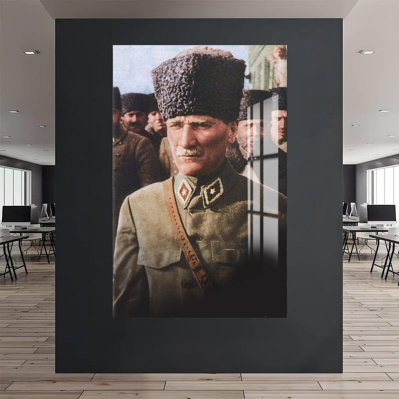 Üniformalı Atatürk Cam Tablo – Cam Tablo