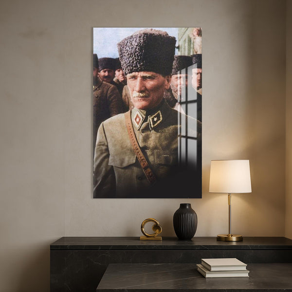 Üniformalı Atatürk Cam Tablo