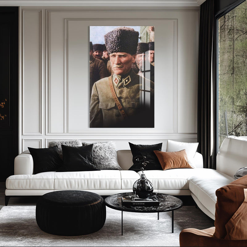 Üniformalı Atatürk Cam Tablo – Cam Tablo