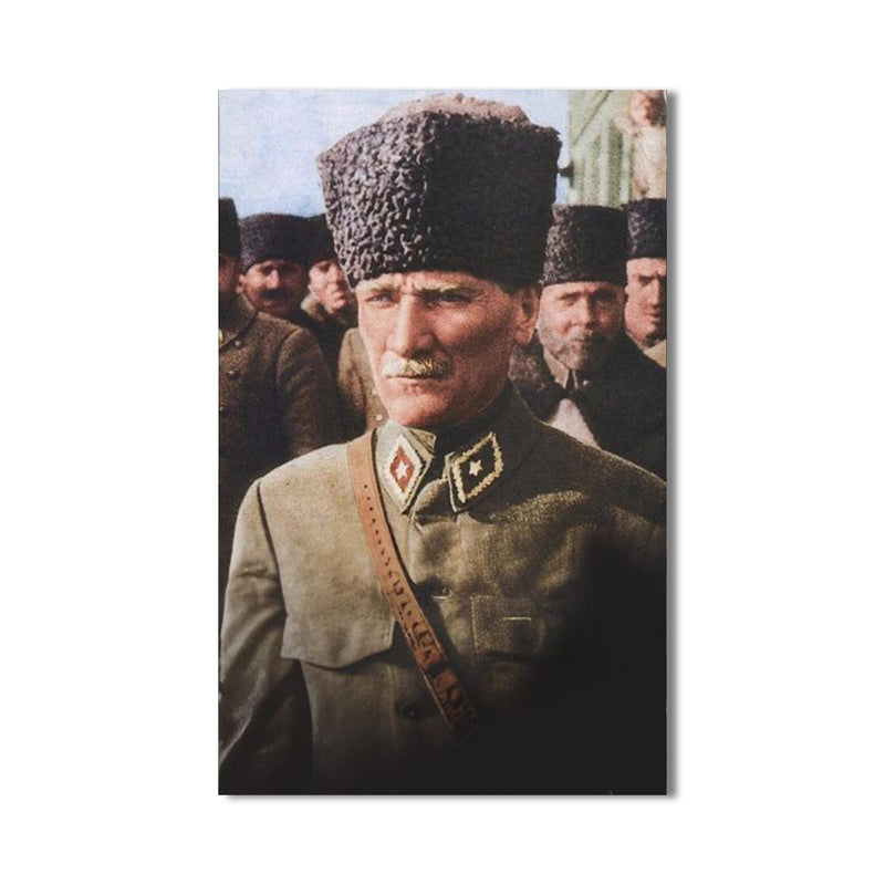 Üniformalı Atatürk Cam Tablo – Cam Tablo
