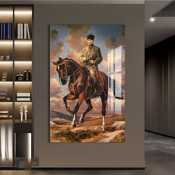 At Üstünde Atatürk Cam Tablo