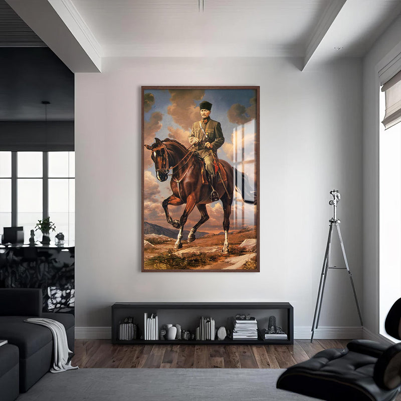 At Üstünde Atatürk Cam Tablo – Ceviz Çerçeveli Cam Tablo