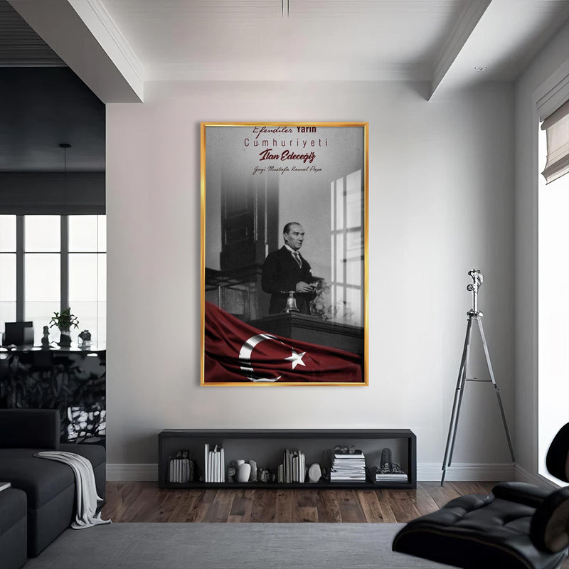 Cumhuriyet İlanı Atatürk Cam Tablo – Altın Çerçeveli Cam Tablo