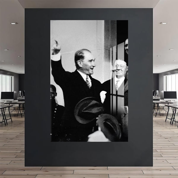 Atatürk Cam Tablo