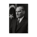 Bayrak Önü Atatürk Cam Tablo – Cam Tablo