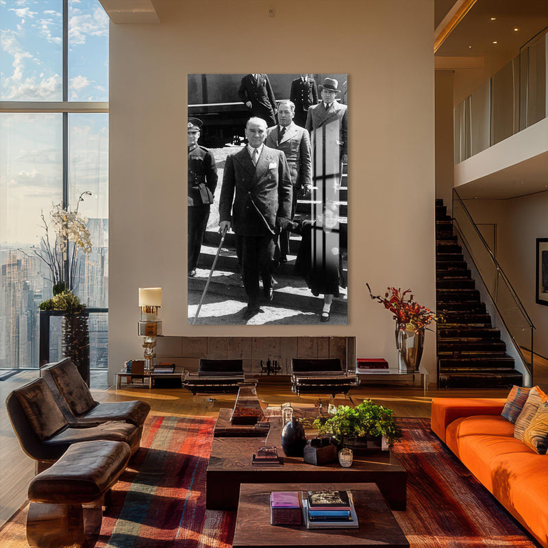 Çocukla Atatürk Cam Tablo – Cam Tablo