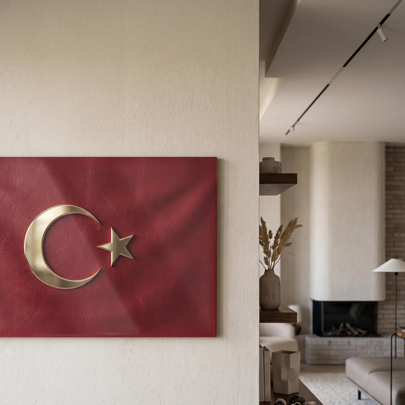 Deri Görünümlü Altın Türk Bayrağı Cam Tablo – Cam Tablo