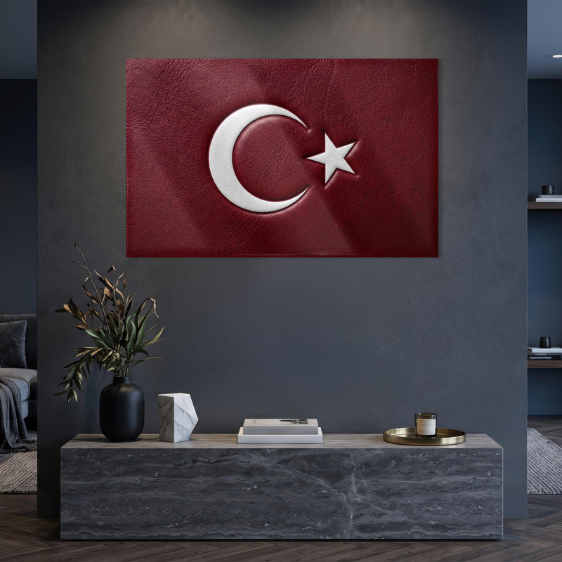Kabartma Deri Görünümlü Türk Bayrağı Cam Tablo – Cam Tablo