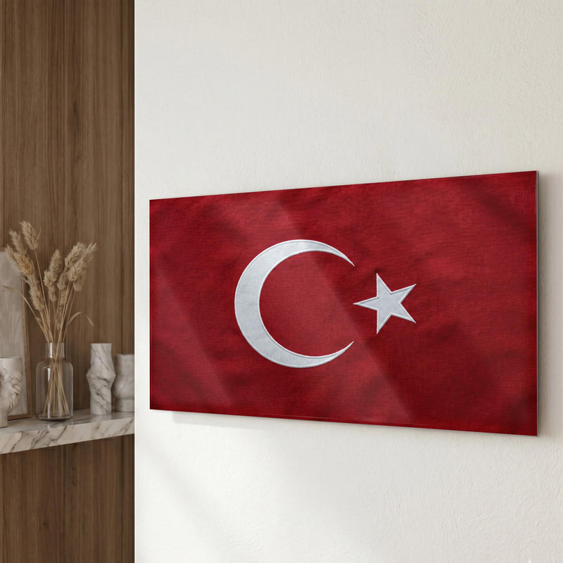 Kumaş Görünümlü Türk Bayrağı Cam Tablo – Cam Tablo
