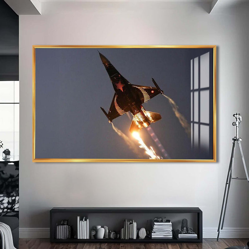Türk F16 Uçağı Cam Tablo – Altın Çerçeveli Cam Tablo