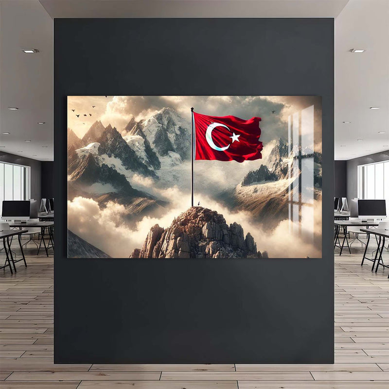 Türk Bayrağı Cam Tablo – Cam Tablo