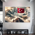 Türk Bayrağı Cam Tablo – Beyaz Çerçeveli Cam Tablo