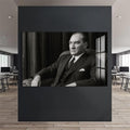 Koltukta Atatürk Cam Tablo – Cam Tablo