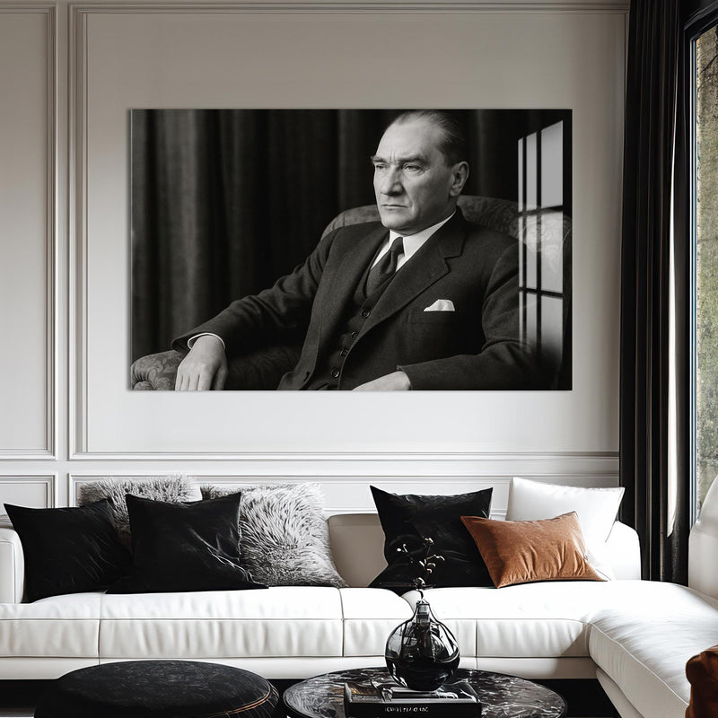 Koltukta Atatürk Cam Tablo – Cam Tablo