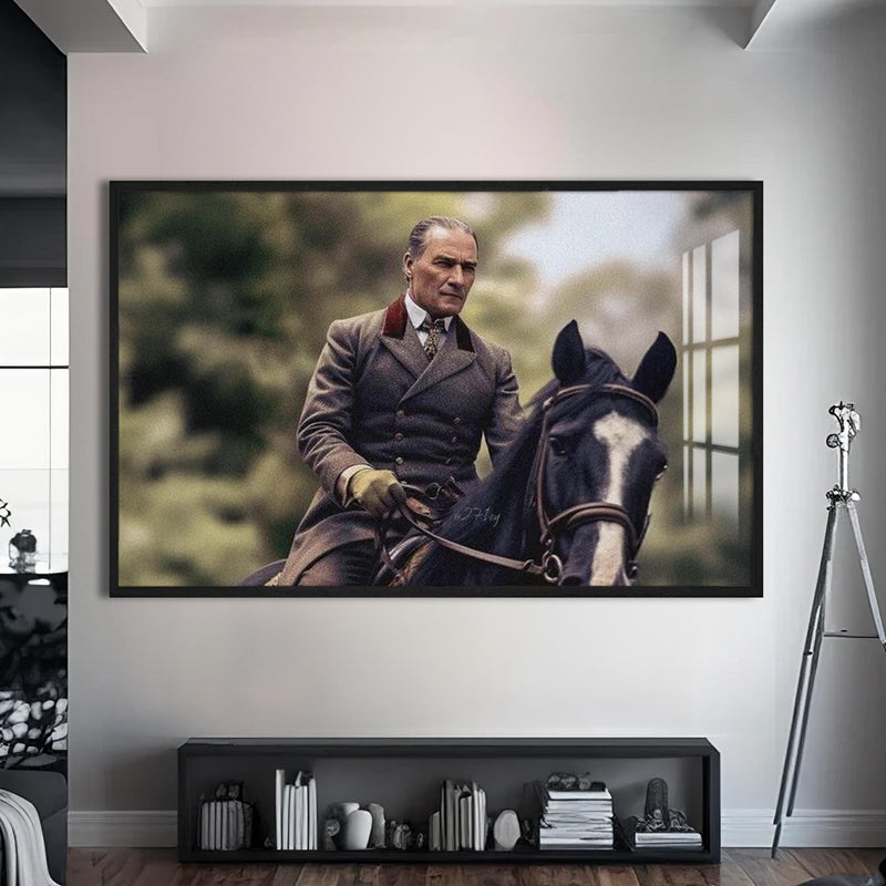 Ata Binmiş Atatürk Cam Tablo – Siyah Çerçeveli Cam Tablo
