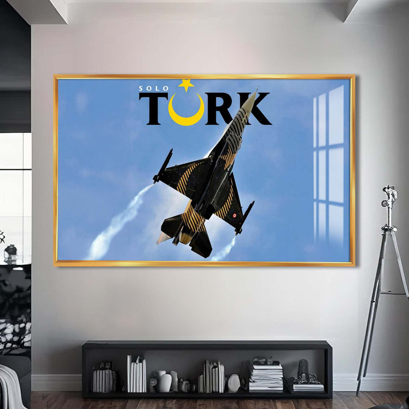Türk F16 Uçağı Cam Tablo – Altın Çerçeveli Cam Tablo