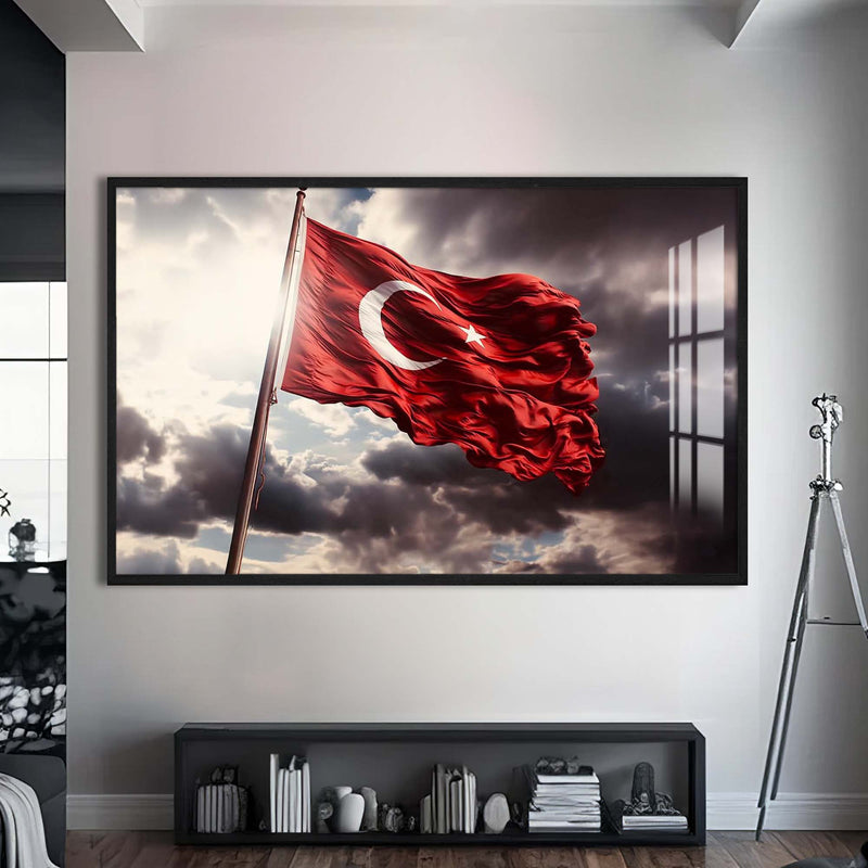 Türk Bayrağı Cam Tablo – Siyah Çerçeveli Cam Tablo