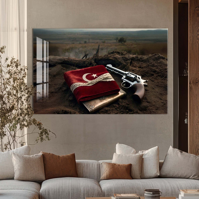 Türk Bayrağı Ve Silah Cam Tablo – Cam Tablo