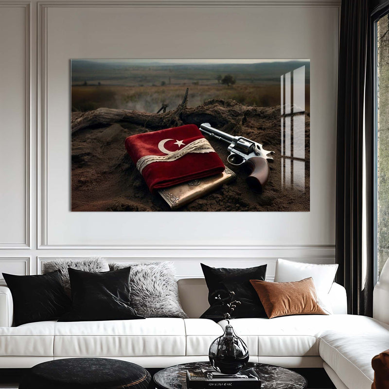 Türk Bayrağı Ve Silah Cam Tablo – Cam Tablo