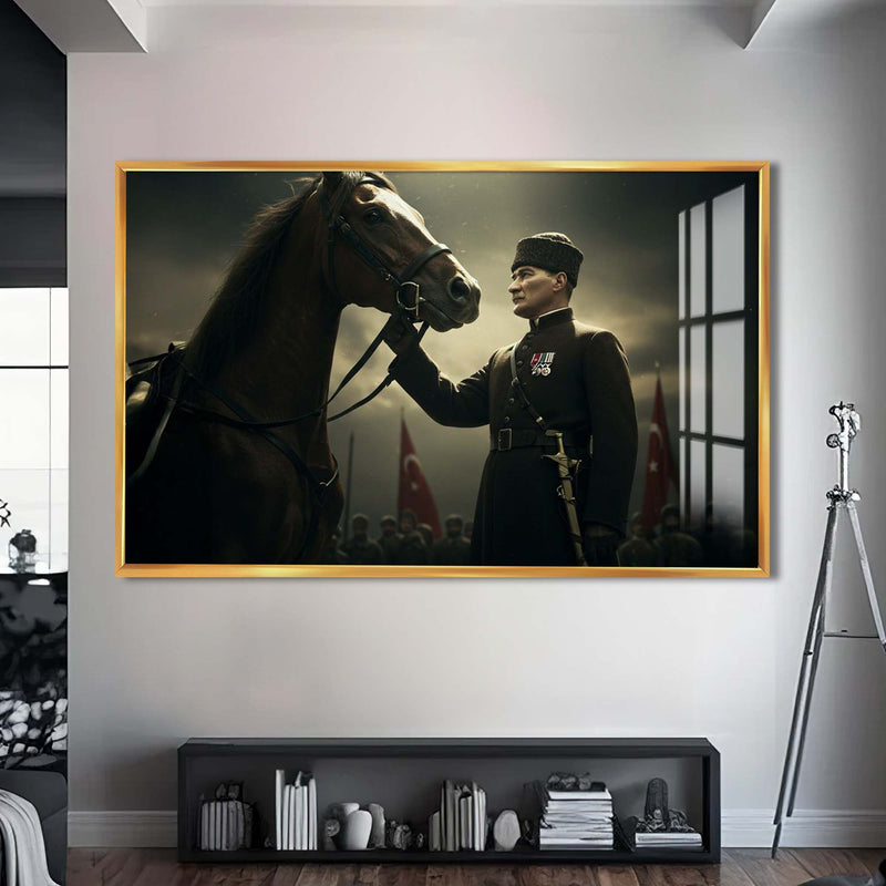 Mustafa Kemal Atatürk Cam Tablo – Altın Çerçeveli Cam Tablo